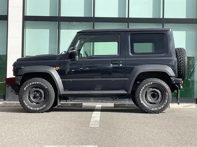 スズキ ジムニー シエラ JC 和歌山県 2020(令2)年 4.1万km ブルーイッシュブラックパール3 ダムドダンパー/ダムドグリル/ブロックタイヤ/純正7インチディスプレイオーディオ/バックカメラ/４WD/衝突軽減ブレーキ/クルーズコントロール/レーンキープアシスト/オートライト/ダウンヒルアシストコントロール/シートヒーター/ドラレコ/ビルトインETC/ヒーテッドドアミラー/ヒルディセントコントロール/LEDヘッドライト/フォグランプ