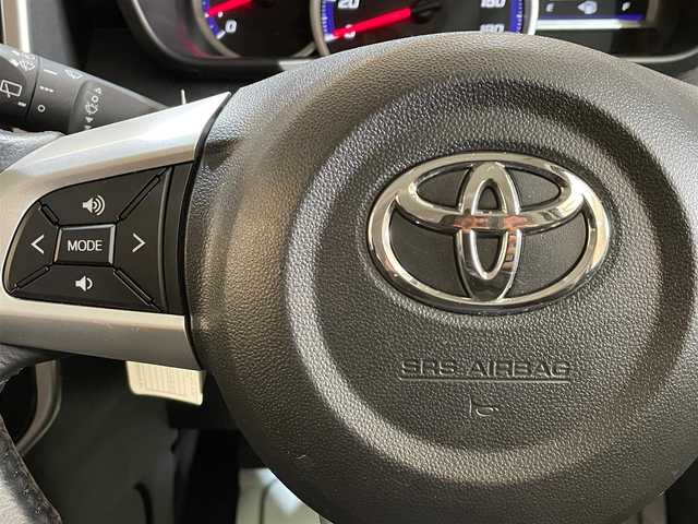 トヨタ ルーミー カスタムG 岩手県 2019(令1)年 4.3万km パールホワイトⅢ ４WD/ワンオーナー/全方位カメラ/両側パワースライドドア/スマートアシスト/クルーズコントロール/コーナーセンサー/レーンアシスト/衝突被害軽減ブレーキ/横滑り防止装置/ドライブレコーダー/アイドリングストップ/オートハイビーム/LEDヘッドライト/フォグランプ/純正ナビ（Bluetooth CD DVD フルセグ）/純正１４インチアルミホイール/ステアリングスイッチ/ロールサンシェード/シートバックテーブル