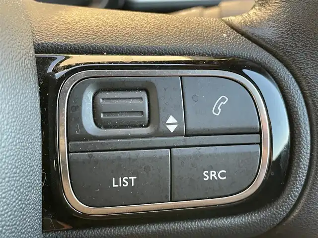 シトロエン Ｃ３ シャイン 千葉県 2018(平30)年 4.5万km オレンジ 衝突軽減ブレーキ/レーンキープアシスト/ブラインドスポットモニター/クルーズコントロール/純正メーカーディスプレイナビ/・BT/USB/バックカメラ/ステアリングスイッチ/ETC/LEDヘッドライト/オートライト/フォグライト/スマートキー/プッシュスタート/フロアマット/純正16インチAW