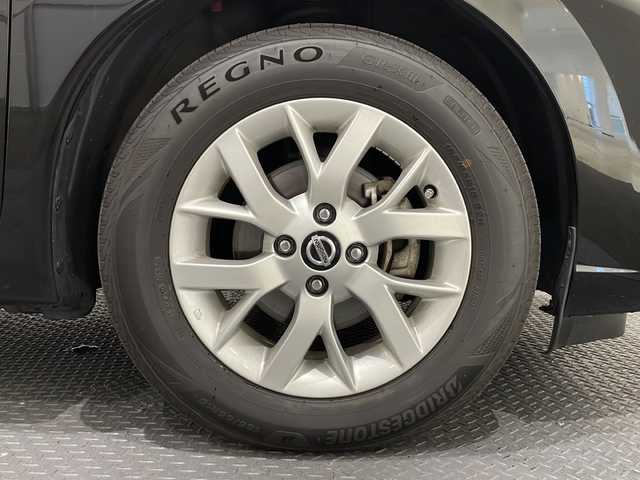 日産 ノート e－パワー メダリスト 新潟県 2019(令1)年 3.7万km スーパーブラック ワンオーナー/インテリジェントアラウンドビューモニター/インテリジェントルームミラー/インテリジェントエマージェンシーブレーキ/車線逸脱警報/レーダークルーズコントロール/社外SDナビ(フルセグTV/CD/DVD/BT/USB)/フロント＆バックソナー/アイドリングストップ/ヒルスタートアシスト/ヒーター付ドアミラー/LEDヘッドライト/純正15インチアルミホイール/ドライブレコーダー/ETC/ハーフレザーシート/インテリキー