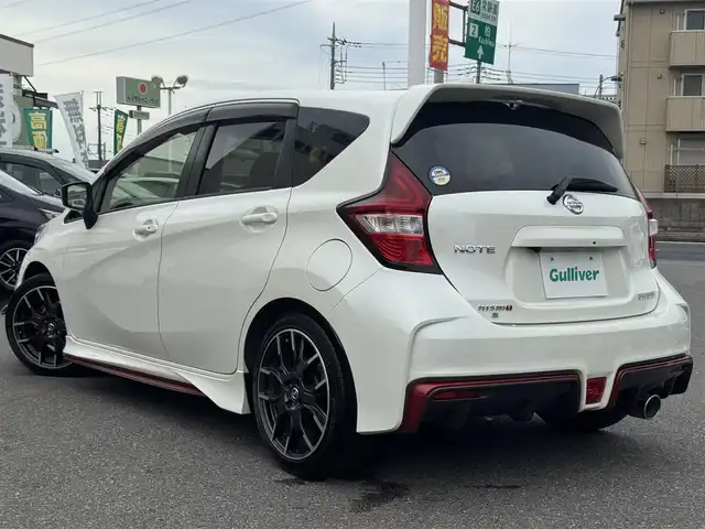 日産 ノート ニスモS 千葉県 2018(平30)年 5.1万km ブリリアントホワイトパール 5MT/純正SDナビ/フルセグTV/Bluetooth/バックカメラ/NISMO専用シート/NISMO専用ペダル/純正17インチAW/LEDライト/ETC/スマートキー