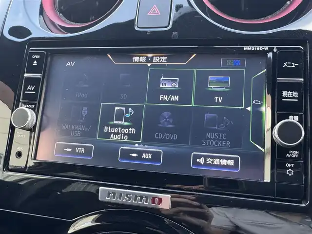 日産 ノート ニスモS 千葉県 2018(平30)年 5.1万km ブリリアントホワイトパール 5MT/純正SDナビ/フルセグTV/Bluetooth/バックカメラ/NISMO専用シート/NISMO専用ペダル/純正17インチAW/LEDライト/ETC/スマートキー