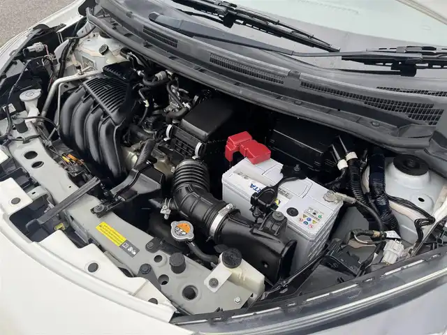 日産 ノート ニスモS 千葉県 2018(平30)年 5.1万km ブリリアントホワイトパール 5MT/純正SDナビ/フルセグTV/Bluetooth/バックカメラ/NISMO専用シート/NISMO専用ペダル/純正17インチAW/LEDライト/ETC/スマートキー