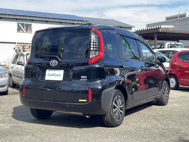トヨタ シエンタ ハイブリッド Z 福井県 2023(令5)年 2.9万km ブラック ワンオーナー /4WD/３列シート/純正メモリナビゲーション/（Bluetooth）/フルセグテレビ /360°カメラ/プリクラッシュセーフティ/レーンキープアシスト/アダプティブクルーズコントロール/ブラインドスポットモニター/モデリスタ15インチアルミホイール/オートリトラミラー /オートライト/オートハイビーム/クリアランスソナー /AC100V/USBポート/充電ポート/両側電動スライドドア/ETC（ビルトイン）/ステアリングヒーター/シートヒーター /LEDヘッドライト/LEDフォグランプ/スマートキー/プッシュスタート/保証hそ/取扱説明書