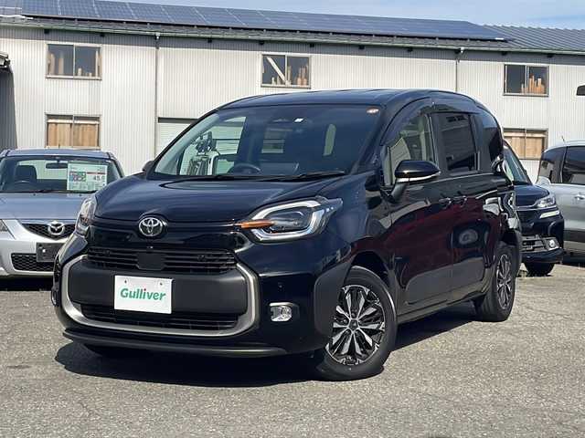 トヨタ シエンタ ハイブリッド Z 福井県 2023(令5)年 2.9万km ブラック ワンオーナー /4WD/３列シート/純正メモリナビゲーション/（Bluetooth）/フルセグテレビ /360°カメラ/プリクラッシュセーフティ/レーンキープアシスト/アダプティブクルーズコントロール/ブラインドスポットモニター/モデリスタ15インチアルミホイール/オートリトラミラー /オートライト/オートハイビーム/クリアランスソナー /AC100V/USBポート/充電ポート/両側電動スライドドア/ETC（ビルトイン）/ステアリングヒーター/シートヒーター /LEDヘッドライト/LEDフォグランプ/スマートキー/プッシュスタート/保証hそ/取扱説明書