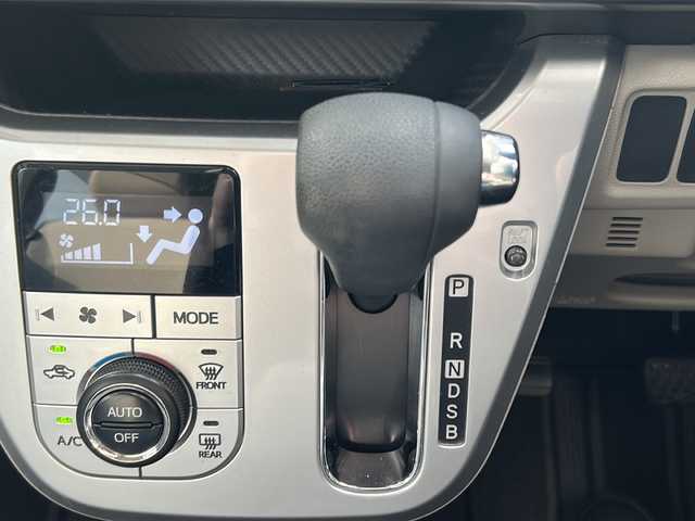 ダイハツ キャスト スタイル X SAⅡ 道央・札幌 2017(平29)年 7.3万km パールホワイトⅢ 純正ナビ（Am/Fm/CD/DVD/BT/SD/USB/TVフルセグ）/ETC/オートエアコン/衝突被害軽減ブレーキ/横滑り防止装置/アイドリングストップ/プッシュスタート/オートライト/ISOFIX/電動格納ミラー/純正フロアマット/純正ドアバイザー/セキュリティアラーム/純正ホイールカバー