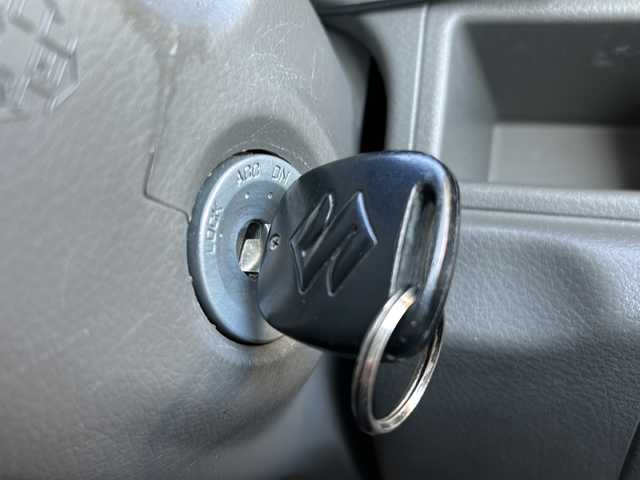 スズキ エブリイ ジョイン 兵庫県 2017(平29)年 8.7万km ブルーイッシュブラックパール3 岡モータース ミニチュアクルーズSV/取扱説明書/保証書/社外SDナビ（フルググ/Bluetooth/AM/FM/DISC/SD）/インチアップ/ドラレコ前後/ETC/バックカメラ/革調シートカバー/衝突軽減ブレーキ/後付けモニター/2nd発進/MTモード/純正フロアマット/社外アルミホイール/LEDヘッドライト/両側スライドドア