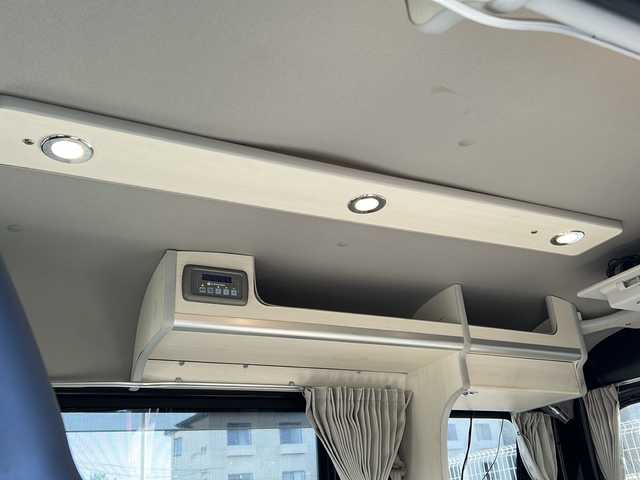 スズキ エブリイ ジョイン 兵庫県 2017(平29)年 8.7万km ブルーイッシュブラックパール3 岡モータース ミニチュアクルーズSV/取扱説明書/保証書/社外SDナビ（フルググ/Bluetooth/AM/FM/DISC/SD）/インチアップ/ドラレコ前後/ETC/バックカメラ/革調シートカバー/衝突軽減ブレーキ/後付けモニター/2nd発進/MTモード/純正フロアマット/社外アルミホイール/LEDヘッドライト/両側スライドドア