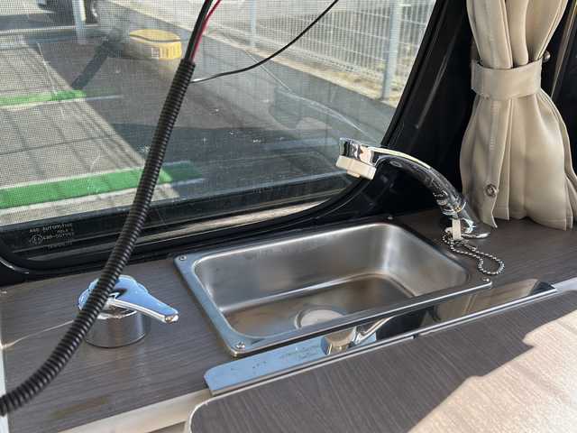 スズキ エブリイ ジョイン 兵庫県 2017(平29)年 8.7万km ブルーイッシュブラックパール3 岡モータース ミニチュアクルーズSV/取扱説明書/保証書/社外SDナビ（フルググ/Bluetooth/AM/FM/DISC/SD）/インチアップ/ドラレコ前後/ETC/バックカメラ/革調シートカバー/衝突軽減ブレーキ/後付けモニター/2nd発進/MTモード/純正フロアマット/社外アルミホイール/LEDヘッドライト/両側スライドドア