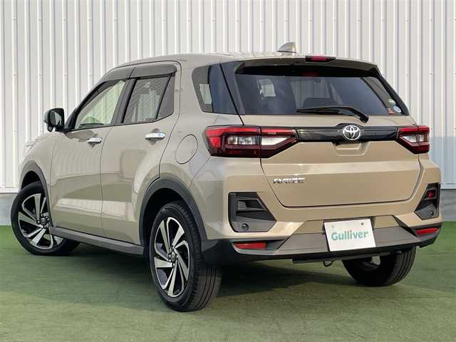 トヨタ ライズ Z 香川県 2020(令2)年 3.1万km ナチュラルベージュマイカM 衝突軽減ブレーキ/車線逸脱警報/純正9型ディスプレイオーディオ/バックカメラ/フルセグ/シートヒーター/革巻きステアリング/ステアリングリモコン/レーダークルーズコントロール/LEDライト/LEDフォグライト/スマートキー/プッシュスタート/スペアキー/純正17インチアルミ