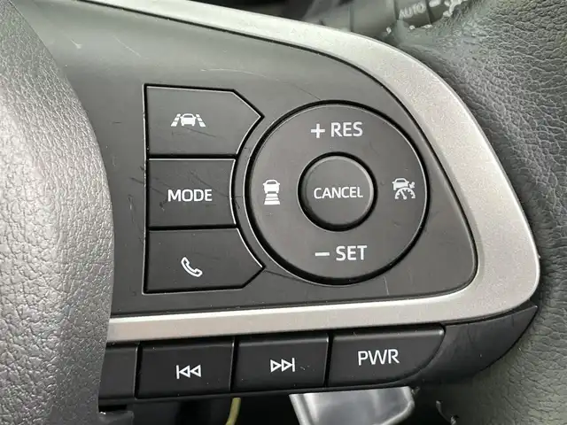 トヨタ ライズ Z 香川県 2020(令2)年 3.1万km ナチュラルベージュマイカM 衝突軽減ブレーキ/車線逸脱警報/純正9型ディスプレイオーディオ/バックカメラ/フルセグ/シートヒーター/革巻きステアリング/ステアリングリモコン/レーダークルーズコントロール/LEDライト/LEDフォグライト/スマートキー/プッシュスタート/スペアキー/純正17インチアルミ