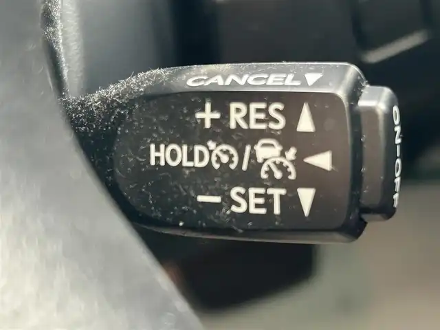 トヨタ クラウン ハイブリッド アスリートS 和歌山県 2017(平29)年 6.9万km ホワイトパールクリスタルシャイン 純正ナビ/フルセグTV/バックカメラ/プリクラッシュセーフティー/レーダークルーズコントロール/パワーシート/シートヒーター/ステアリングヒーター/ドライブレコーダー/純正アルミホイール/純正フロアマット/LEDヘッドライト/オートライト