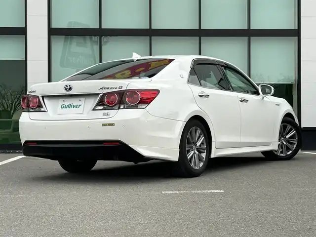 トヨタ クラウン ハイブリッド アスリートS 和歌山県 2017(平29)年 6.9万km ホワイトパールクリスタルシャイン 純正ナビ/フルセグTV/バックカメラ/プリクラッシュセーフティー/レーダークルーズコントロール/パワーシート/シートヒーター/ステアリングヒーター/ドライブレコーダー/純正アルミホイール/純正フロアマット/LEDヘッドライト/オートライト