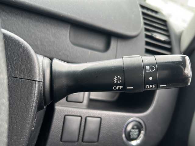 トヨタ ヴォクシー ZS 煌 沖縄県 2011(平23)年 11.2万km ダークバイオレットマイカメタリック 純正ナビ・TV・Bluetooth・CD・DVD/両側パワースライドドア/バックカメラ/ETC/オートライト