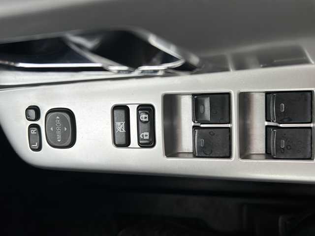 トヨタ ヴォクシー ZS 煌 沖縄県 2011(平23)年 11.2万km ダークバイオレットマイカメタリック 純正ナビ・TV・Bluetooth・CD・DVD/両側パワースライドドア/バックカメラ/ETC/オートライト