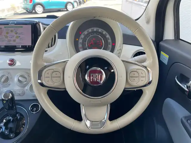 フィアット ５００ スーパーポップ チャオ 山梨県 2017(平29)年 5.2万km 白 200台限定車　/社外メモリナビ　/フルセグTV　/BT /CD /DVD/ナビ連動ステアリングリモコン /中期　/ETC /保証書 /スペアキー