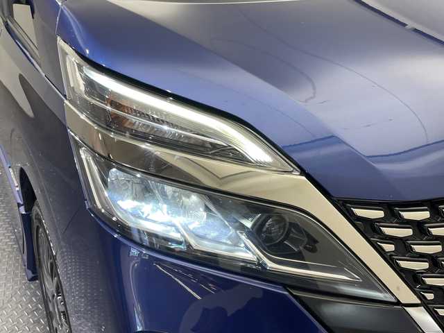 日産 セレナ e-パワー オーテック スポーツスペック 愛媛県 2021(令3)年 3.4万km 青Ⅱ ・ALPINE１１型ナビ/フルセグ/Bluetooth/CD/DVD/USB/・ALPINE１２．８型後席モニター/・全方位カメラ/・衝突軽減ブレーキ/・レーダークルーズコントロール/・ＥＴＣ/・前方ドライブレコーダー/・ＤＮ席シートヒーター/・両側パワースライドドア/・レーンキープアシスト/・AUTECHエアロ/・ブラインドスポットモニター/・AUTECH特別塗装色/カスピアンブルー/ダイアモンドブラック/カラーコードXGT