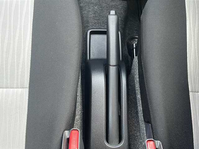 ダイハツ ミラ イース G SAⅢ 島根県 2019(令1)年 1.4万km スカイブルーメタリック 社外ナビ（AVN-D9W）/フルセグTV/バックカメラ/Bluetooth接続/スマートアシストIII/・衝突軽減ブレーキ/・車線逸脱警報/・先行車発進お知らせ機能/・オートマチックハイビーム/ドライブレコーダー/ETC/シートヒーター/ドライブレコーダー/スペアキー