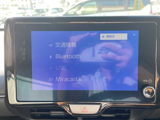 トヨタ ヤリスクロス ハイブリッド Z 沖縄県 2024(令6)年 0.9万km マッシブグレー 純正ディスプレイオーディオ/ステアリングスイッチ/Ｂｌｕｅｔｏｏｔｈ/バックカメラ/全周囲カメラ/アイドリングストップ/クルーズコントロール/プッシュスタート/ETC/スマートキー/パワーシート/シートヒーター/衝突被害軽減システム/ＢＳＭ/電子サイドブレーキ/オートホールド/ハンドルヒーター/ドライブレコーダー/禁煙車