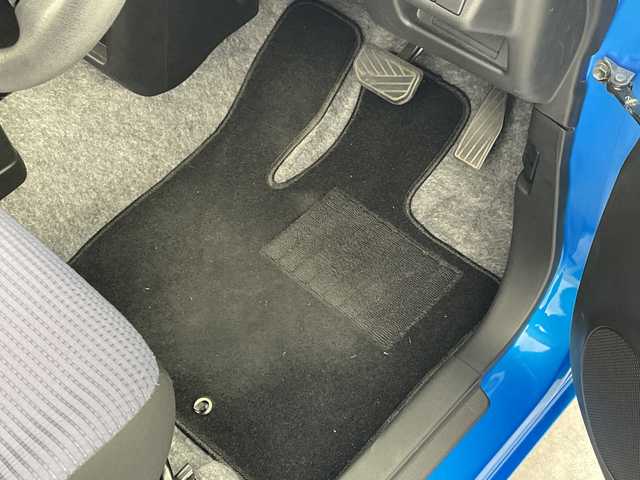 スズキ アルト Lリミテッド 群馬県 2019(令1)年 1.4万km ブリスクブルーM 社外７インチディスプレイオーディオ　Ｂｌｕｅｔｏｏｔｈ接続　バックカメラ　コーナーセンサー　シートヒーター　衝突被害軽減システム　ヘッドライトレベライザー　リモコンキー　アイドリングストップ　禁煙車