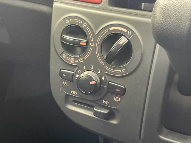 スズキ アルト Lリミテッド 群馬県 2019(令1)年 1.4万km ブリスクブルーM 社外７インチディスプレイオーディオ　Ｂｌｕｅｔｏｏｔｈ接続　バックカメラ　コーナーセンサー　シートヒーター　衝突被害軽減システム　ヘッドライトレベライザー　リモコンキー　アイドリングストップ　禁煙車