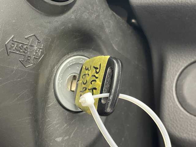 スズキ アルト Lリミテッド 群馬県 2019(令1)年 1.4万km ブリスクブルーM 社外７インチディスプレイオーディオ　Ｂｌｕｅｔｏｏｔｈ接続　バックカメラ　コーナーセンサー　シートヒーター　衝突被害軽減システム　ヘッドライトレベライザー　リモコンキー　アイドリングストップ　禁煙車