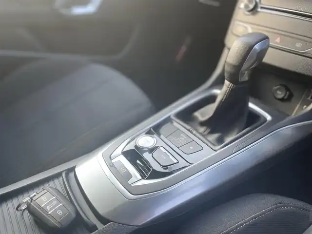 プジョー ３０８ SW プレミアム 栃木県 2015(平27)年 5.8万km 黒 ナビ/フルセグTV（走行中視聴不可）/バックカメラ/ETC/リアソナー /オートライト/ハロゲンライト/プッシュスタート/クルーズコントロール
