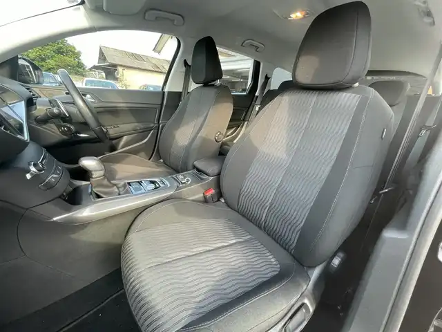 プジョー ３０８ SW プレミアム 栃木県 2015(平27)年 5.8万km 黒 ナビ/フルセグTV（走行中視聴不可）/バックカメラ/ETC/リアソナー /オートライト/ハロゲンライト/プッシュスタート/クルーズコントロール