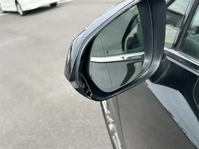 レクサス ＮＸ 300h Iパッケージ 岡山県 2015(平27)年 12.7万km スターライトブラックガラスフレーク 登録時走行距離126821km/純正ナビ/フルセグTV(AM.FM.CD.DVD.TV.BT)/バックカメラ/ビルトインETC/ブラインドスポットモニター/デジタルインナーミラー/シートヒーター/ステアリングヒーター/クリアランスソナー/衝突軽減ブレーキ/レーダークルーズコントロール/レーンキープアシスト/オートライト/アイドリングストップ/パワーバックドア/18インチ純正AW/純正フロアマット/プッシュスタート