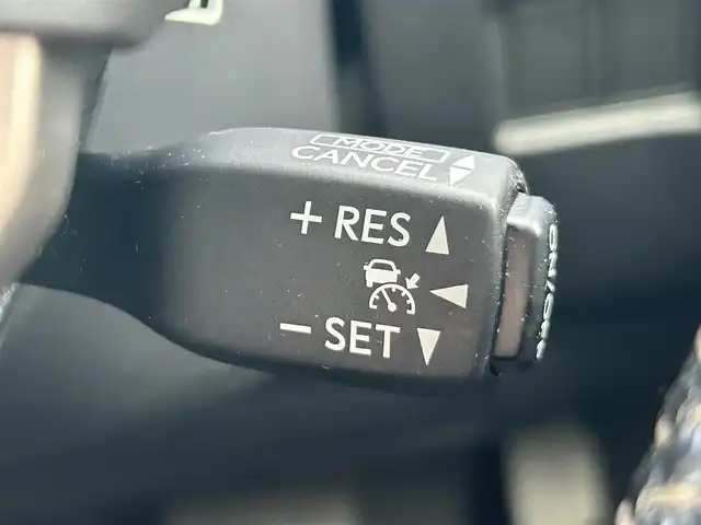 レクサス ＮＸ 300h Iパッケージ 岡山県 2015(平27)年 12.7万km スターライトブラックガラスフレーク 登録時走行距離126821km/純正ナビ/フルセグTV(AM.FM.CD.DVD.TV.BT)/バックカメラ/ビルトインETC/ブラインドスポットモニター/デジタルインナーミラー/シートヒーター/ステアリングヒーター/クリアランスソナー/衝突軽減ブレーキ/レーダークルーズコントロール/レーンキープアシスト/オートライト/アイドリングストップ/パワーバックドア/18インチ純正AW/純正フロアマット/プッシュスタート