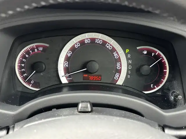 トヨタ アイシス プラタナ Vセレクション 福岡県 2011(平23)年 7.9万km ホワイトパールクリスタルシャイン プッシュスタートボタン/スマートキー/Bluetoothオーディオ/バックカメラ/フルセグTV/SDナビ（地図SDなし）/純正フロアマット/両側パワースライドドア/純正アルミホイール/オートライト
