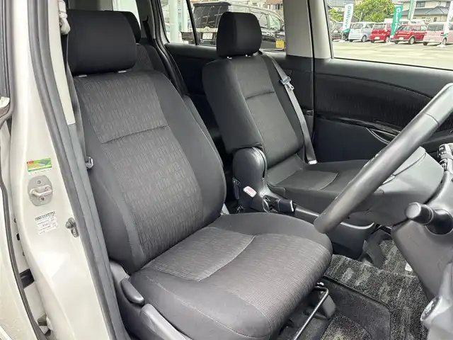 トヨタ アイシス プラタナ Vセレクション 福岡県 2011(平23)年 7.9万km ホワイトパールクリスタルシャイン プッシュスタートボタン/スマートキー/Bluetoothオーディオ/バックカメラ/フルセグTV/SDナビ（地図SDなし）/純正フロアマット/両側パワースライドドア/純正アルミホイール/オートライト