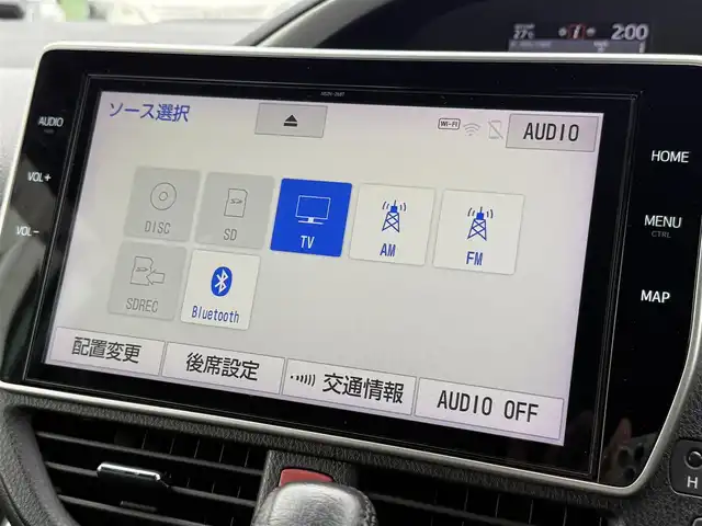 トヨタ ヴォクシー ZS 煌Ⅱ 奈良県 2019(平31)年 4.3万km ブラック 7人乗り/モデリスタ(フロントスポイラー)/TOYOTAセーフティセンス/・プリクラッシュセーフティ/(歩行者[昼]検知機能付衝突回避支援タイプ//レーザーレーダー＋単眼カメラ方式)/・レーンディパーチャアラート/・オートマチックハイビーム/先行車発進お知らせ機能/パーキングサポートブレーキ(前後方静止物)/純正１０型ナビ　型式：NSZN-Z68T/【フルセグTV、DVD再生可、BT対応】/ステアリングスイッチ/フロント、バックカメラ/純正フリップダウンリヤモニター/純正ドライブレコーダー/ビルトインETC2.0/クルーズコントロール/両側パワースライドドア/アイドリングストップ/横滑り防止装置/電動格納ミラー/純正フロアマット/オートライト/LEDヘッドライト/LEDフォグ/純正17インチアルミホイール