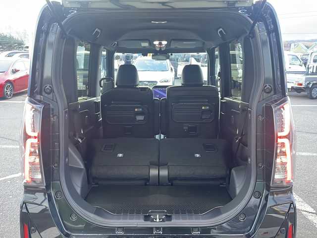 ダイハツ タント カスタム RS 道東・釧路十勝 2023(令5)年 1.9万km ブラックマイカメタリック ・４WD/・社外SDメモリナビ/（フルセグ・ＣＤ・ＤＶＤ・ＳＤ・ＢＴ・ＨＤＭＩ・ＵＳＢ）/・バックカメラ/・前席シートヒーター/・運転席ロングスライド/・両側パワースライドドア/・スマートキー/・プッシュスタート/・電動格納ミラー/・衝突被害軽減ブレーキ/・白線逸脱防止機能/・横滑り防止装置/・リアガラスサンシェード/・純正フロアマット/・ＥＴＣ2.0/・社外ＡＷ組込冬タイヤ積載