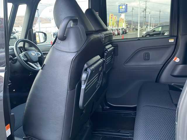 ダイハツ タント カスタム RS 道東・釧路十勝 2023(令5)年 1.9万km ブラックマイカメタリック ・４WD/・社外SDメモリナビ/（フルセグ・ＣＤ・ＤＶＤ・ＳＤ・ＢＴ・ＨＤＭＩ・ＵＳＢ）/・バックカメラ/・前席シートヒーター/・運転席ロングスライド/・両側パワースライドドア/・スマートキー/・プッシュスタート/・電動格納ミラー/・衝突被害軽減ブレーキ/・白線逸脱防止機能/・横滑り防止装置/・リアガラスサンシェード/・純正フロアマット/・ＥＴＣ2.0/・社外ＡＷ組込冬タイヤ積載