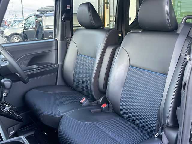 ダイハツ タント カスタム RS 道東・釧路十勝 2023(令5)年 1.9万km ブラックマイカメタリック ・４WD/・社外SDメモリナビ/（フルセグ・ＣＤ・ＤＶＤ・ＳＤ・ＢＴ・ＨＤＭＩ・ＵＳＢ）/・バックカメラ/・前席シートヒーター/・運転席ロングスライド/・両側パワースライドドア/・スマートキー/・プッシュスタート/・電動格納ミラー/・衝突被害軽減ブレーキ/・白線逸脱防止機能/・横滑り防止装置/・リアガラスサンシェード/・純正フロアマット/・ＥＴＣ2.0/・社外ＡＷ組込冬タイヤ積載