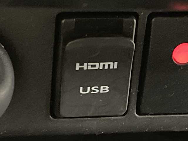 ダイハツ ムーヴ キャンバス G メイクアッフ SA Ⅱ 群馬県 2016(平28)年 4.6万km パールホワイトⅢ/ファインミントメタリック 2トーン 　純正８インチSDナビ　両側パワースライドドア　ETC　全方位カメラ　アイドリングストップ　フォグライト　LEDヘッドライト　ステアリングスイッチ　スマートキー　プッシュスタート　スペアキー　禁煙車