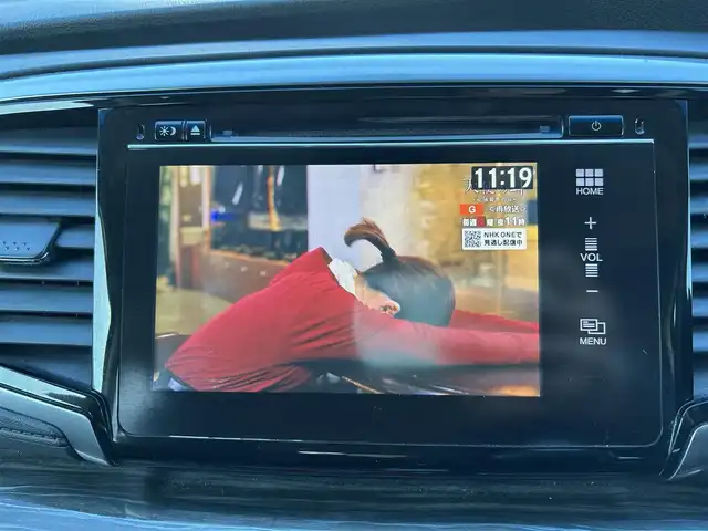 ホンダ オデッセイ アブソルート EX 埼玉県 2014(平26)年 11.8万km パール ・ワンオーナー/・禁煙車/・車検R9年9月28日まで/・レーダークルーズコントロール/・レーダーブレーキ/・純正ナビゲーション/・純正後席モニター/・純正18インチアルミホイール/・両側電動スライドドア/・360°カメラ/・CD/DVD/BT/USB/HDMI/・アイドリングストップ/・パワーシート/・LEDヘッドライト/・スペアキー/・新車保証書/・取扱説明書