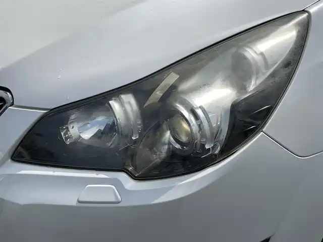スバル レガシィ Ｂ４ 2．5GTアイサイト Sパケ 岩手県 2011(平23)年 13.2万km サテンホワイトパール 4WD/アイサイト/社外メモリーナビ/　BT/CD/DVD/フルセグ/バックカメラ/クルーズコントロール/HIDオートライト/ハーフレザーシート/前席パワーシート/純正18インチアルミホイール/パドルシフト/スマートキー/ETC
