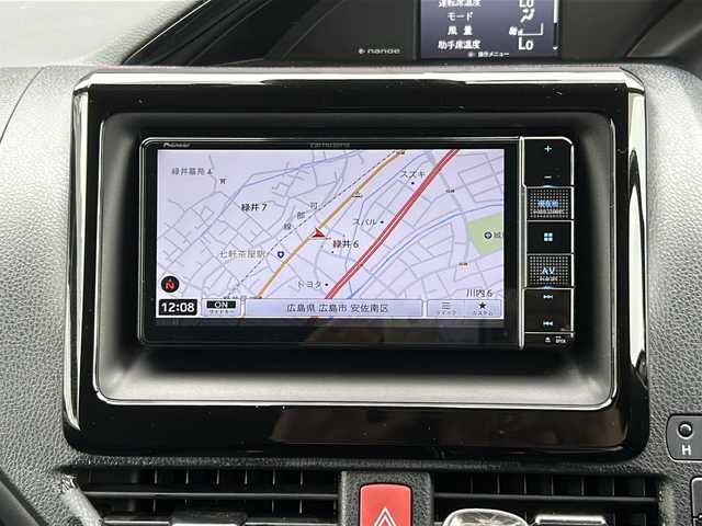 トヨタ エスクァイア Gi 広島県 2019(令1)年 6.4万km ホワイトパールクリスタルシャイン 禁煙/モデリスタエアロ /社外ナビ/CD/DVD/DTV/Bluetooth/バックカメラ/クルーズコントロール/両側パワースライドドア/LEDオートライト/オートマチックハイビーム /LDA/コーナーセンサー /ETC/ドライブレコーダー/純正アルミホイール/スマートキー/プッシュスタート /純正フロアマット
