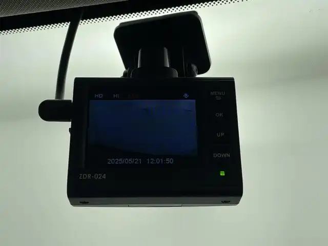 スバル フォレスター ハイブリッド アドバンス 群馬県 2018(平30)年 6.7万km クリスタルホワイトP ルーフレール/アイサイトセイフティプラス（運転支援）/・スバルリヤビークルディテクション（後側方警戒支援システム）/・アダプティブドライビングビーム/―――――――――――――/DIATONE SOUND8インチナビ/・フルセグTV/Bluetooth/CD/DVD/USB/AM/FM/バック/サイドカメラ/アイサイト（ver.3）/・プリクラッシュブレーキ/・後退時自動ブレーキシステム/・AT誤発進抑制制御/・AT誤後進抑制制御/・ツーリングアシスト/・全車速追従機能付クルーズコントロール/・車線逸脱抑制/・車線逸脱警報/・ふらつき警報/・先行車発進お知らせ機能/前席パワーシート/シートヒーター/運転席メモリー機能付/ステアリングヒーター/電動パーキングブレーキ/オートブレーキホールド/ETC/プッシュスタート/スマートキー