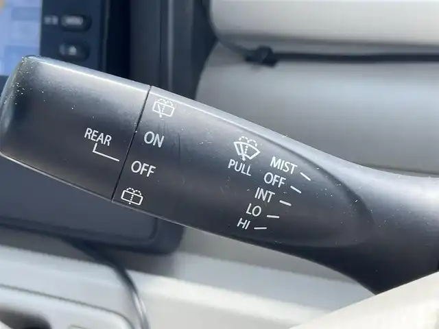 スズキ ワゴンＲ HYBRID FX 埼玉県 2018(平30)年 5.3万km ブリスクブルーメタリック ・社外ナビ/・ワンセグ/・ドライブレコーダー（前）/・ETC/・オートエアコン/・プッシュスタート/・スマートキー×２/・ヘッドアップディスプレイ/・プリクラッシュ/・アイドリングストップ/・レーンアシスト/・シートヒーター（D）/・オートライト/・電格ミラー/・助手席下収納/・フロアマット/・スタッドレス積込み/・取扱説明書/・保証書