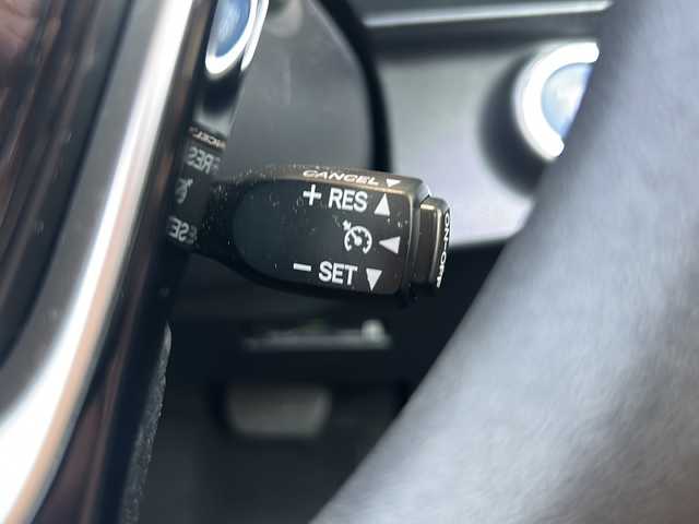 トヨタ アクア S スタイルブラック 静岡県 2019(令1)年 7.1万km ダークブルーマイカ 安全機能/・パーキングサポートブレーキ/・レーンキープアシスト/・クリアランスソナー/純正ナビ/・フルセグTV/・CD/DVD/Bluetooth/MSV/ラジオ/主要装備/・バック、フロントカメラ/・ドライブレコーダー/・シートヒーター/・ETC/・LEDヘッドライト/・ステアリングスイッチ/・クルーズコントロール/・プッシュスタート/・スマートキー