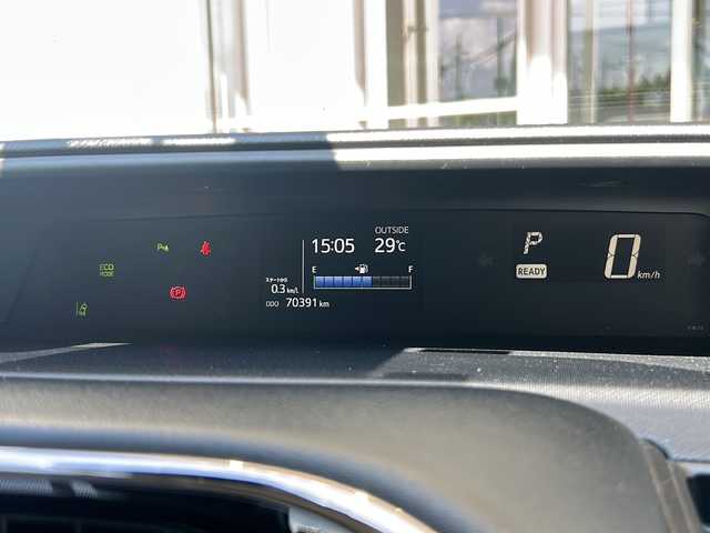 トヨタ アクア S スタイルブラック 静岡県 2019(令1)年 7.1万km ダークブルーマイカ 安全機能/・パーキングサポートブレーキ/・レーンキープアシスト/・クリアランスソナー/純正ナビ/・フルセグTV/・CD/DVD/Bluetooth/MSV/ラジオ/主要装備/・バック、フロントカメラ/・ドライブレコーダー/・シートヒーター/・ETC/・LEDヘッドライト/・ステアリングスイッチ/・クルーズコントロール/・プッシュスタート/・スマートキー