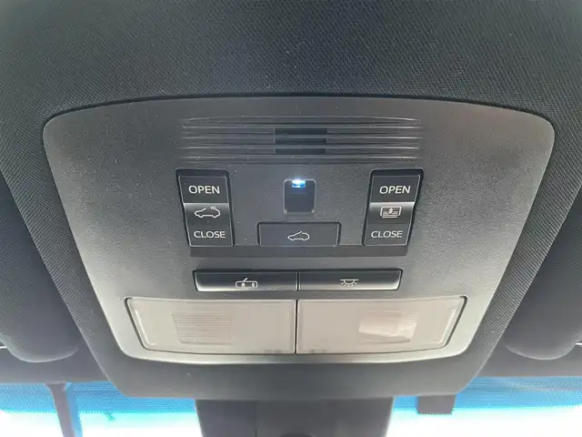 トヨタ ハリアー エレガンス 千葉県 2019(平31)年 5.4万km ブラック ワンオーナー車/サンルーフ　/９型純正ナビ(NSZT-Y66T)　/・ラジオ/CD/DVD/フルセグTV/BT/バックカメラ　/ビルトインETC2.0/Toyota Safety Sence/・レーダークルーズコントロール/・プリクラッシュセーフティ/・横滑り防止装置/・レーンディパーチャーアラート/・前後コーナーセンサー/・オートハイビーム/純正ドライブレコーダー　/カーテンエアバッグ/アイドリングストップ/ブレーキホールド/電子パーキングブレーキ　/ハーフレザーシート/パワーシート/純正フロアマット/プッシュスタート/スマートキー/純正17インチAW /LEDヘッドライト/取扱説明書/保証書/スペアキー