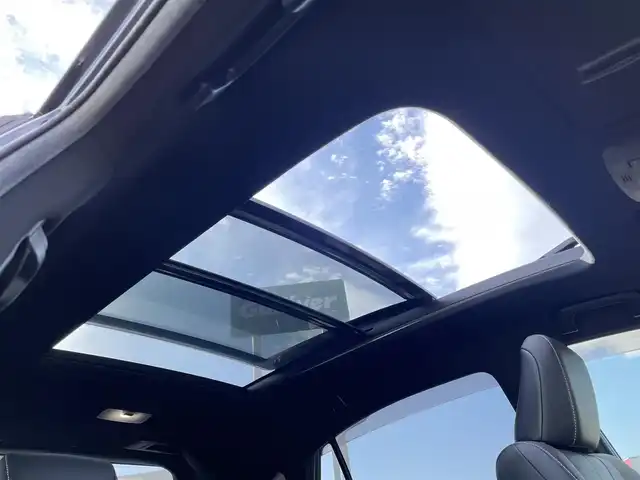 トヨタ ハリアー エレガンス 千葉県 2019(平31)年 5.4万km ブラック ワンオーナー車/サンルーフ　/９型純正ナビ(NSZT-Y66T)　/・ラジオ/CD/DVD/フルセグTV/BT/バックカメラ　/ビルトインETC2.0/Toyota Safety Sence/・レーダークルーズコントロール/・プリクラッシュセーフティ/・横滑り防止装置/・レーンディパーチャーアラート/・前後コーナーセンサー/・オートハイビーム/純正ドライブレコーダー　/カーテンエアバッグ/アイドリングストップ/ブレーキホールド/電子パーキングブレーキ　/ハーフレザーシート/パワーシート/純正フロアマット/プッシュスタート/スマートキー/純正17インチAW /LEDヘッドライト/取扱説明書/保証書/スペアキー