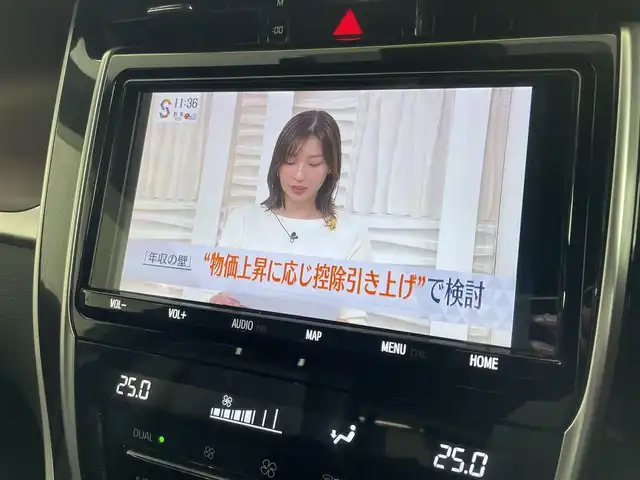 トヨタ ハリアー エレガンス 千葉県 2019(平31)年 5.4万km ブラック ワンオーナー車/サンルーフ　/９型純正ナビ(NSZT-Y66T)　/・ラジオ/CD/DVD/フルセグTV/BT/バックカメラ　/ビルトインETC2.0/Toyota Safety Sence/・レーダークルーズコントロール/・プリクラッシュセーフティ/・横滑り防止装置/・レーンディパーチャーアラート/・前後コーナーセンサー/・オートハイビーム/純正ドライブレコーダー　/カーテンエアバッグ/アイドリングストップ/ブレーキホールド/電子パーキングブレーキ　/ハーフレザーシート/パワーシート/純正フロアマット/プッシュスタート/スマートキー/純正17インチAW /LEDヘッドライト/取扱説明書/保証書/スペアキー