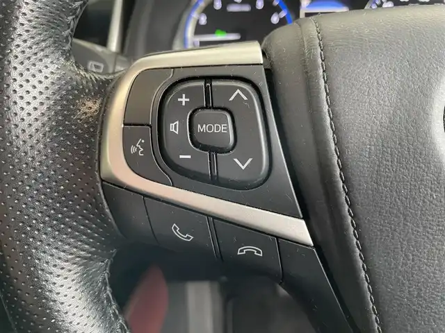 トヨタ ハリアー エレガンス 千葉県 2019(平31)年 5.4万km ブラック ワンオーナー車/サンルーフ　/９型純正ナビ(NSZT-Y66T)　/・ラジオ/CD/DVD/フルセグTV/BT/バックカメラ　/ビルトインETC2.0/Toyota Safety Sence/・レーダークルーズコントロール/・プリクラッシュセーフティ/・横滑り防止装置/・レーンディパーチャーアラート/・前後コーナーセンサー/・オートハイビーム/純正ドライブレコーダー　/カーテンエアバッグ/アイドリングストップ/ブレーキホールド/電子パーキングブレーキ　/ハーフレザーシート/パワーシート/純正フロアマット/プッシュスタート/スマートキー/純正17インチAW /LEDヘッドライト/取扱説明書/保証書/スペアキー