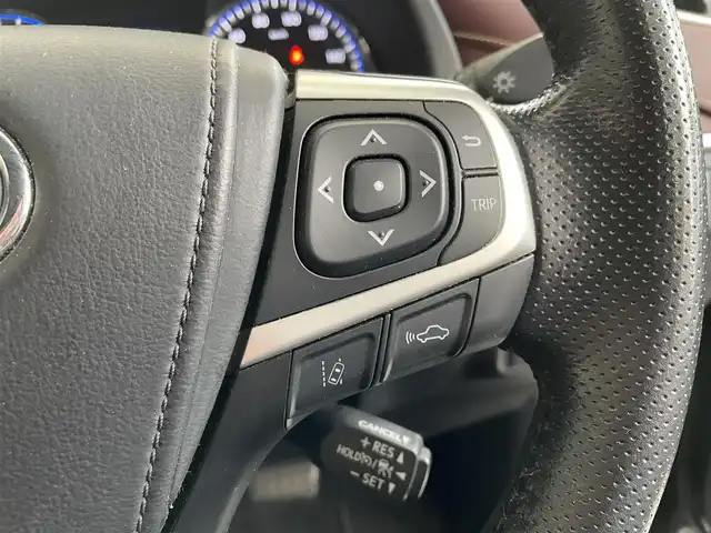 トヨタ ハリアー エレガンス 千葉県 2019(平31)年 5.4万km ブラック ワンオーナー車/サンルーフ　/９型純正ナビ(NSZT-Y66T)　/・ラジオ/CD/DVD/フルセグTV/BT/バックカメラ　/ビルトインETC2.0/Toyota Safety Sence/・レーダークルーズコントロール/・プリクラッシュセーフティ/・横滑り防止装置/・レーンディパーチャーアラート/・前後コーナーセンサー/・オートハイビーム/純正ドライブレコーダー　/カーテンエアバッグ/アイドリングストップ/ブレーキホールド/電子パーキングブレーキ　/ハーフレザーシート/パワーシート/純正フロアマット/プッシュスタート/スマートキー/純正17インチAW /LEDヘッドライト/取扱説明書/保証書/スペアキー