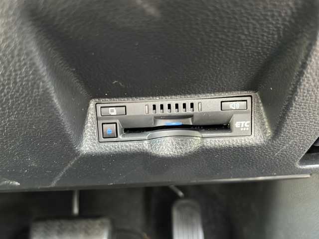 トヨタ ヤリスクロス ハイブリッド Z 栃木県 2022(令4)年 2.6万km ブラックマイカ/ホワイトパールクリスタルシャイン 2トーン 純正ナビ/Ｂｌｕｅｔｏｏｔｈ/アラウンドビューモニター/前後ドライブレコーダー/パーキングアシスト/モデリスタエアロ/シートヒーター/ＥＴＣ/クルーズコントロール/パワーバックドア/パワーシート/純正アルミホイール/スペアキー/ワンオーナー/USB入力端子/ABS/横滑り防止機能/コーナーセンサー/レーンキープアシスト/盗難防止装置/衝突被害軽減システム